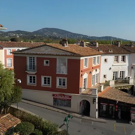 Port Grimaud Place Marche