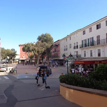 Port Grimaud Place Marche Apartmán